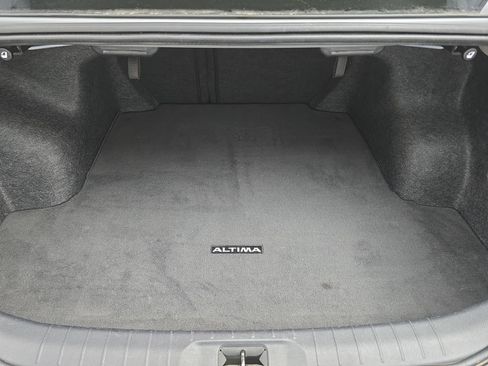 Certified 2023 Nissan Altima 2.5 SR w/ SR Premium Package image 12