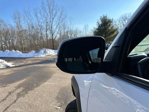 Certified 2023 Toyota Tacoma TRD Off-Road w/ Technology Package image 16