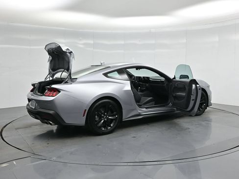 Used 2025 Ford Mustang GT RWD image 5