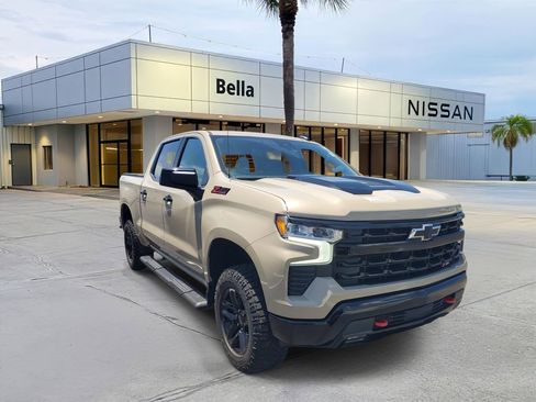 Used 2023 Chevrolet Silverado 1500 LT Trail Boss w/ Convenience Package II AWD/4WD image 7