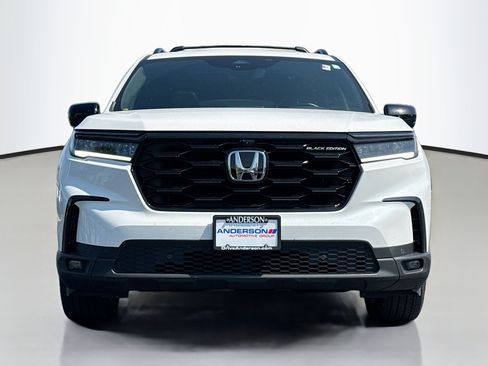 Used 2025 Honda Pilot Black Edition image 18