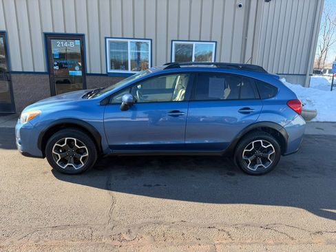 Used 2015 Subaru Crosstrek 2.0i Premium image 4