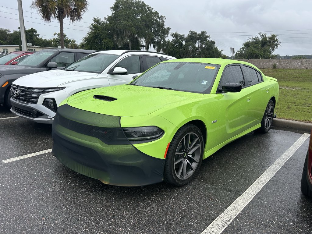 Used 2023 Dodge Charger R/T w/ Plus Group RWD image 8