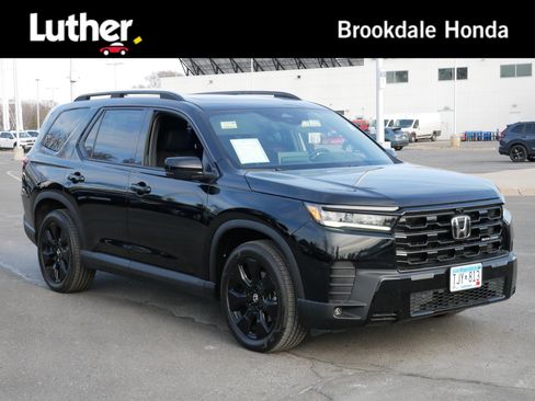 Certified 2026 Honda Pilot Black Edition image 1