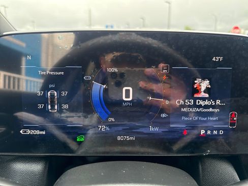 Used 2024 Chevrolet Equinox EV LT AWD/4WD image 15