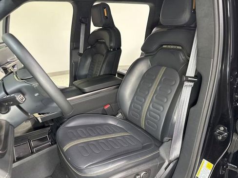 Used 2024 Rivian R1S Adventure AWD/4WD image 17