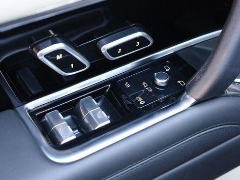 Used 2023 Land Rover Range Rover SE AWD/4WD image 32