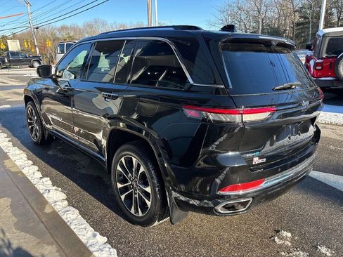 Used 2023 Jeep Grand Cherokee Overland w/ Luxury Tech Group IV image 6