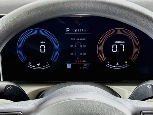 Certified 2025 Hyundai Tucson SEL AWD/4WD image 14