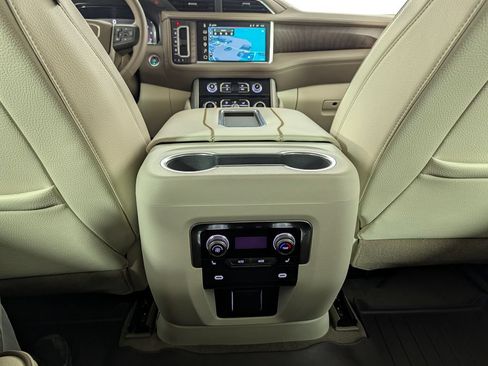 Used 2023 GMC Yukon XL Denali w/ Max Trailering Package AWD/4WD image 14