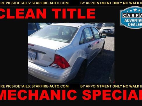 Used 2003 Ford Focus SE image 1