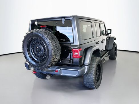 Used 2018 Jeep Wrangler Unlimited Rubicon AWD/4WD image 7