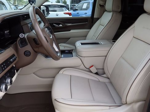 Certified 2022 GMC Yukon XL Denali w/ Denali Ultimate Package RWD image 24