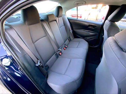 Used 2024 Toyota Corolla LE image 18