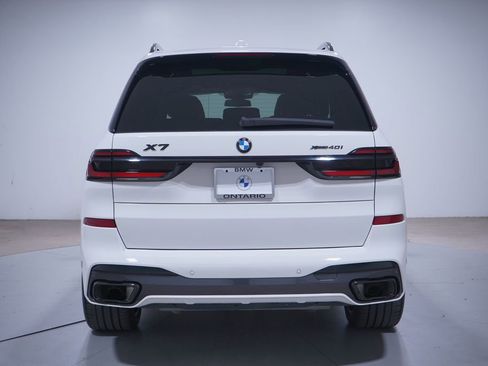 Used 2025 BMW X7 xDrive40i w/ M Sport Package AWD/4WD image 5