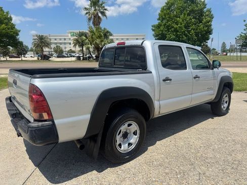 Used 2013 Toyota Tacoma PreRunner w/ Convenience Pkg RWD image 4