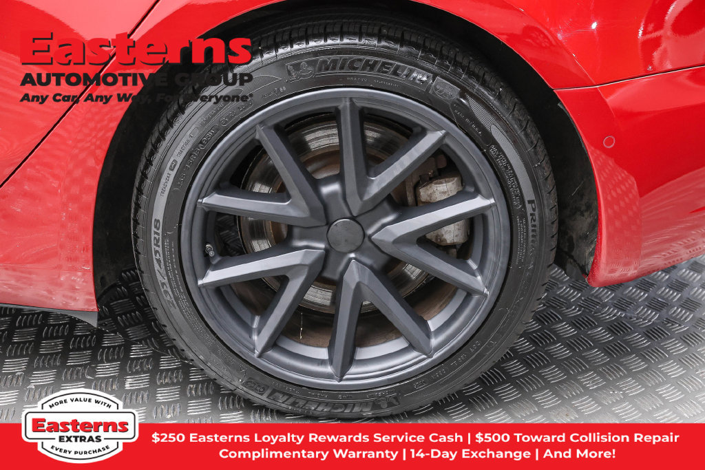 Used 2018 Tesla Model 3 Long Range AWD/4WD image 9