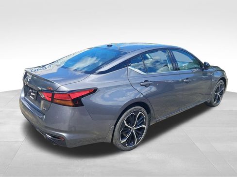 New 2026 Nissan Altima 2.5 SR AWD/4WD image 5