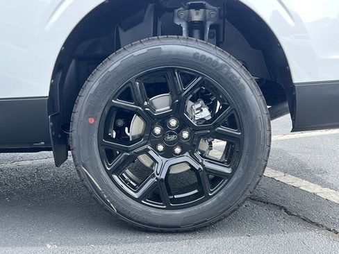 New 2026 Ford Maverick XLT image 29