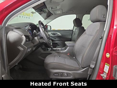 Certified 2021 Chevrolet Traverse LT w/ LPO, Floor Liner Package image 11