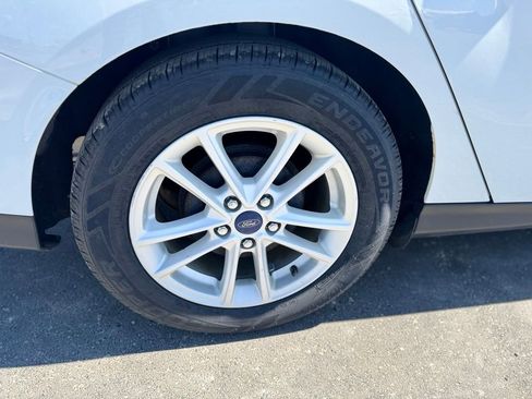 Used 2016 Ford Focus SE FWD image 35