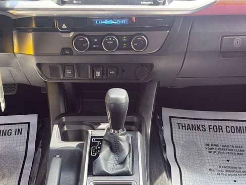 Used 2021 Toyota Tacoma SR5 RWD image 15