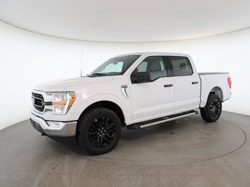 Used 2022 Ford F150 XLT w/ Equipment Group 301A Mid image 2