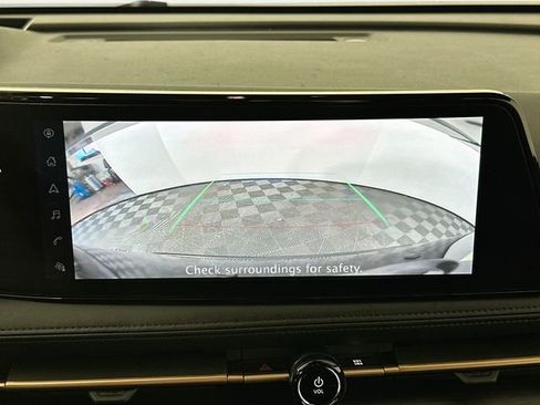 Used 2023 Nissan Ariya FWD image 13