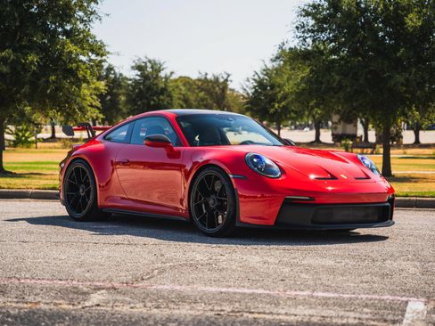Used 2022 Porsche 911 GT3 RWD image 26