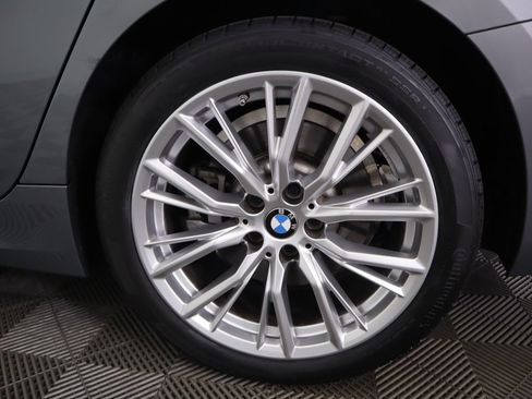 Certified 2023 BMW 330i Sedan w/ Convenience Package image 32