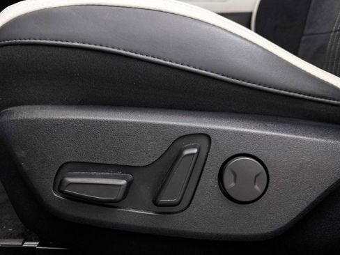 Used 2022 Kia EV6 GT-Line w/ GT-Line Suede Seat Package image 26