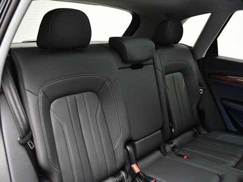 Certified 2023 Audi Q5 2.0T Premium w/ Convenience Package AWD/4WD image 55