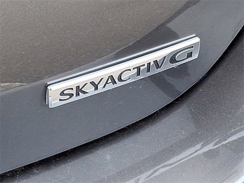 Used 2023 MAZDA MAZDA3 s image 23