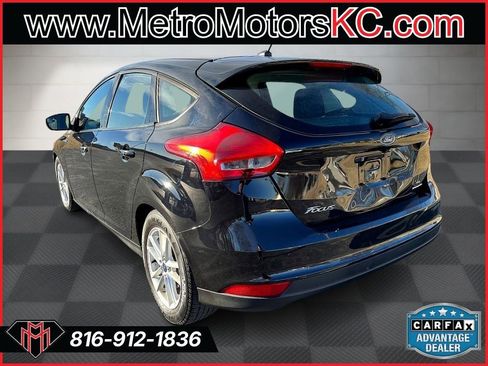 Used 2016 Ford Focus SE image 3