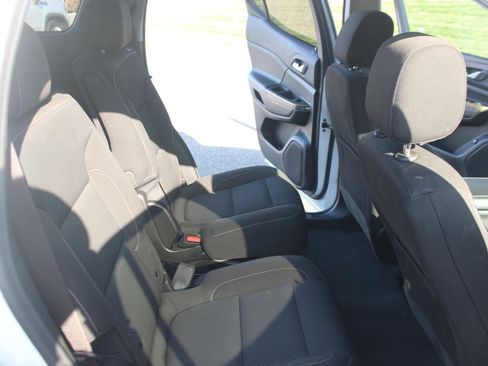 Used 2023 GMC Acadia SLE w/ Driver Convenience Package FWD image 38