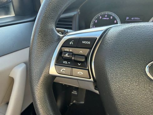 Used 2018 Hyundai Sonata SE image 16