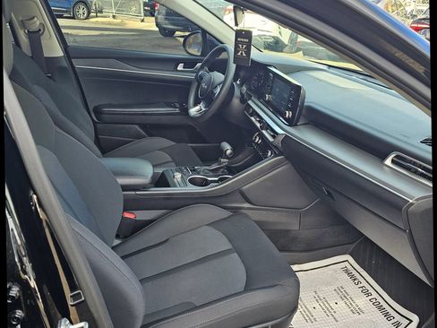 Used 2022 Kia K5 LXS image 8