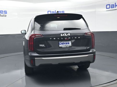 New 2025 Kia Telluride LX FWD image 7