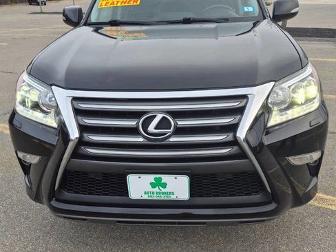 Used 2016 Lexus GX 460 w/ Premium Package AWD/4WD image 3