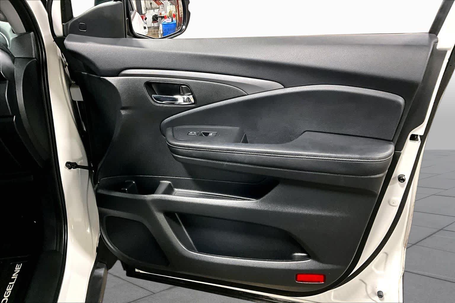 Used 2024 Honda Ridgeline RTL image 22