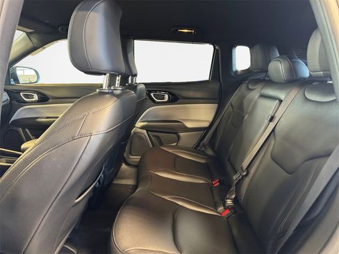 Used 2024 Jeep Compass Limited image 24