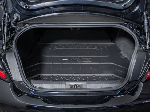 Used 2025 Subaru BRZ tS image 9