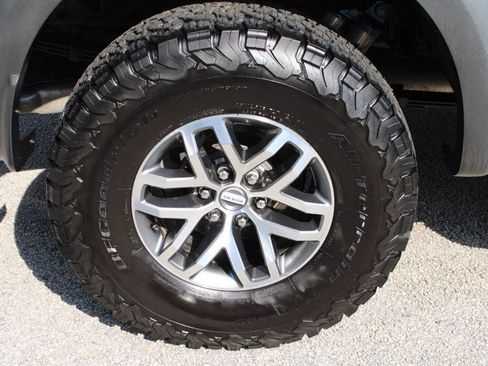 Used 2018 Ford F150 Raptor w/ Equipment Group 802A Luxury AWD/4WD image 38