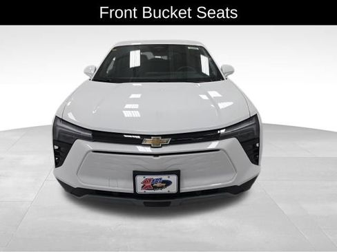 New 2026 Chevrolet Blazer EV LT image 9