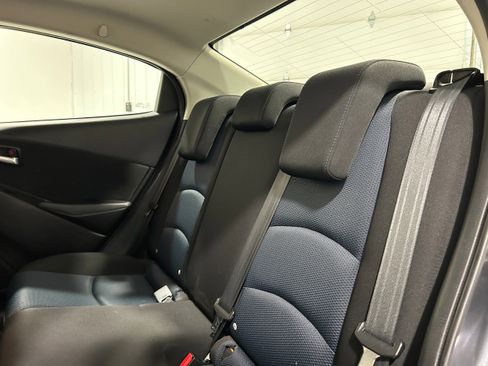 Used 2018 Toyota Yaris iA image 28