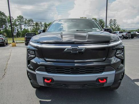 New 2026 Chevrolet Silverado EV Trail Boss image 2