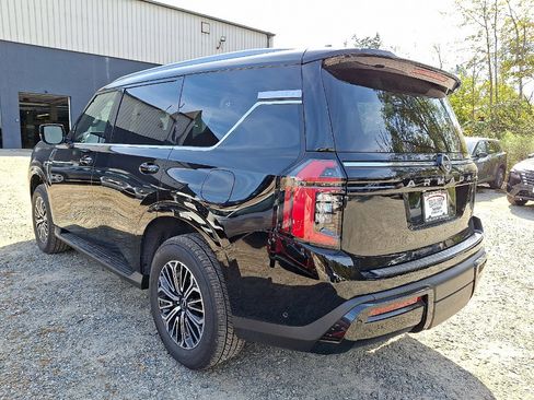 New 2026 Nissan Armada SL w/ Captain's Chari Seat Package image 3