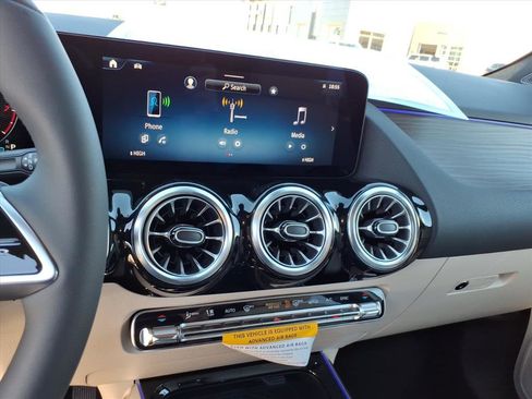 New 2026 Mercedes-Benz GLA 250 4MATIC image 19