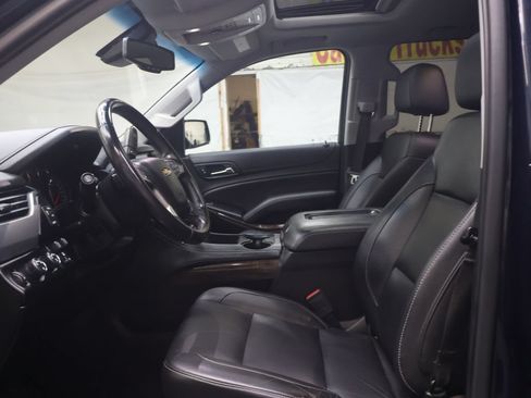 Used 2019 Chevrolet Tahoe LT w/ Max Trailering Package AWD/4WD image 17