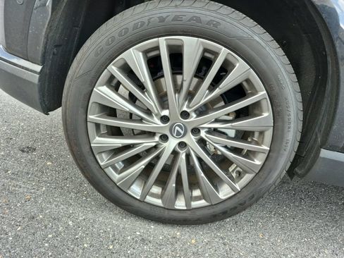 Used 2023 Lexus RX 350 w/ Accessory Package (2T) AWD/4WD image 12